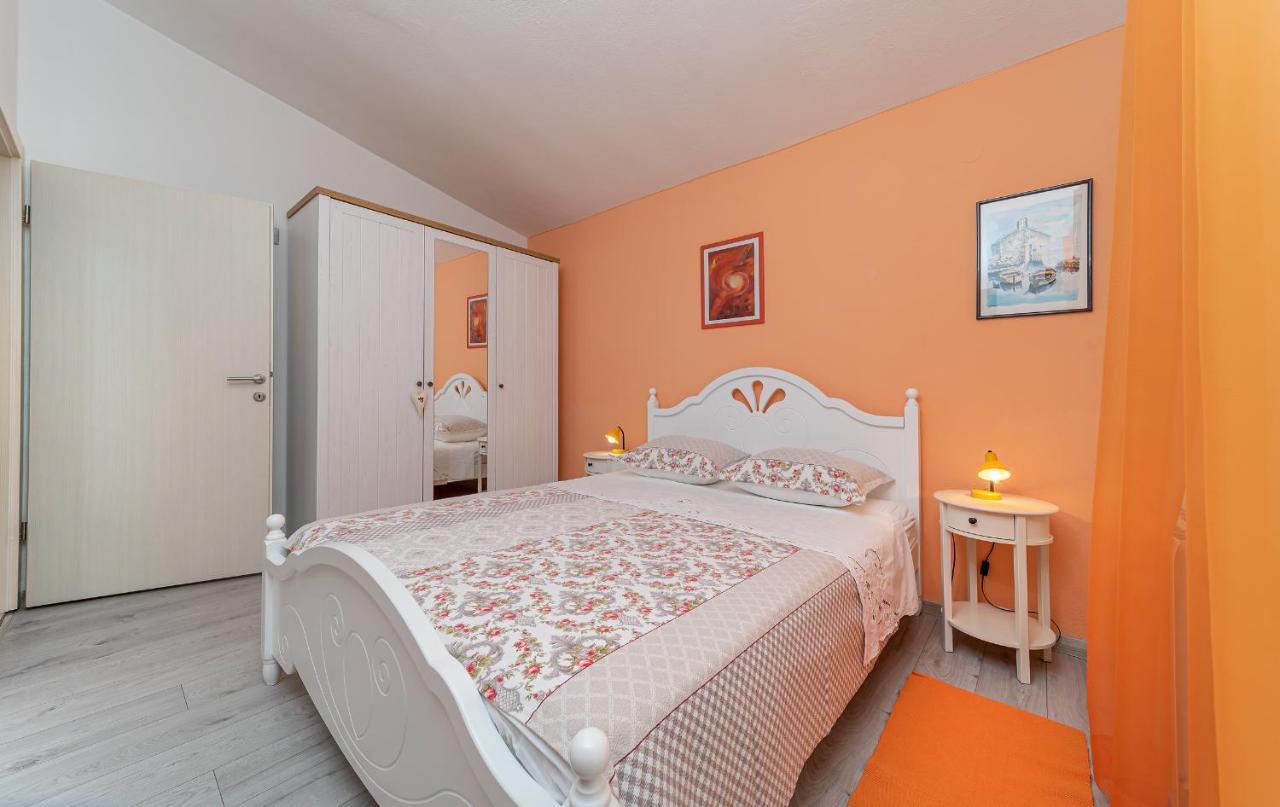 Apartments Villa Lilla Baška Voda Kültér fotó