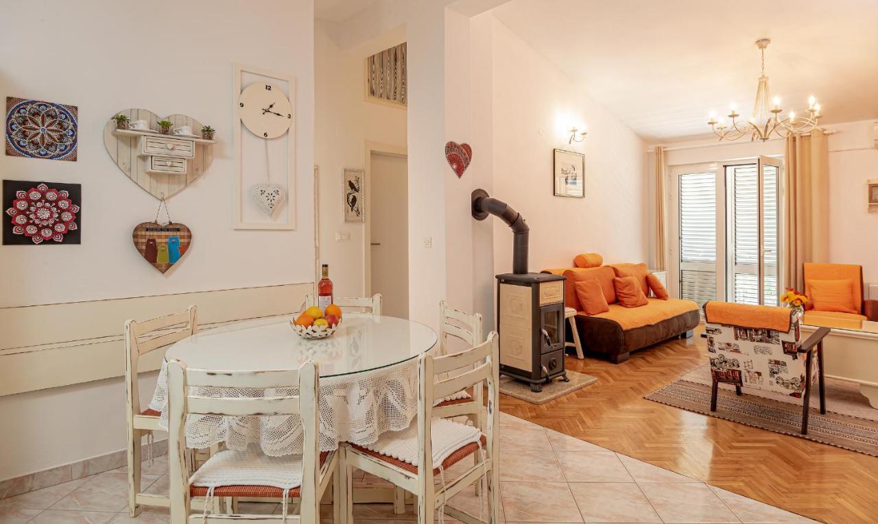 Apartments Villa Lilla Baška Voda Kültér fotó