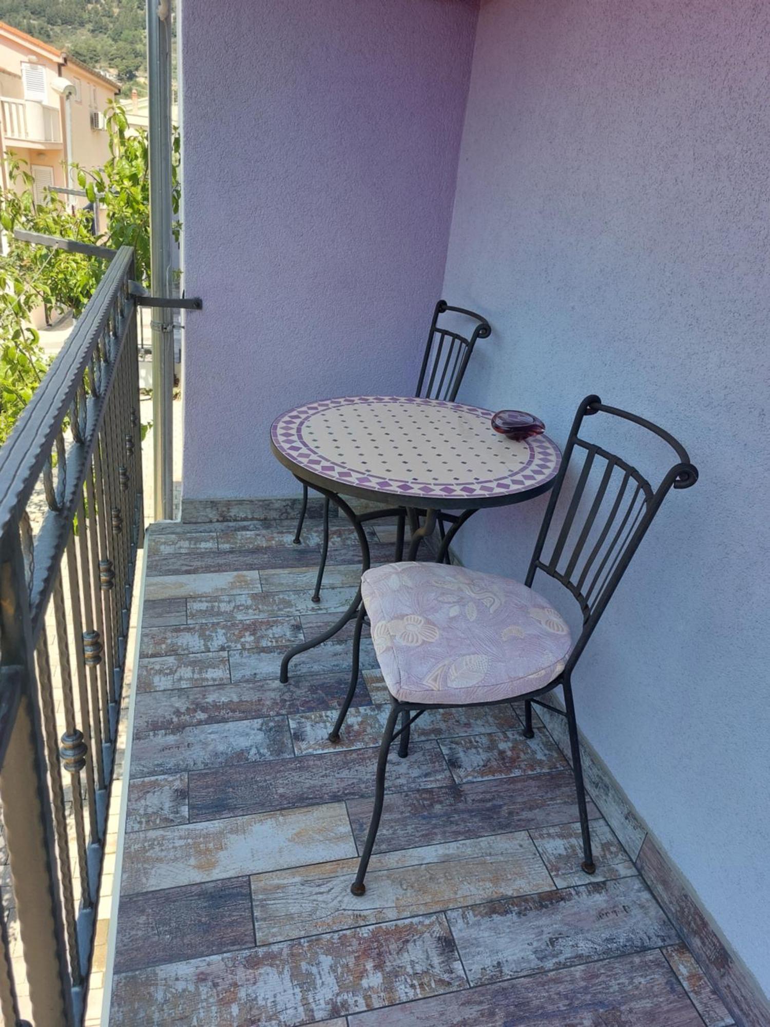 Apartments Villa Lilla Baška Voda Szoba fotó