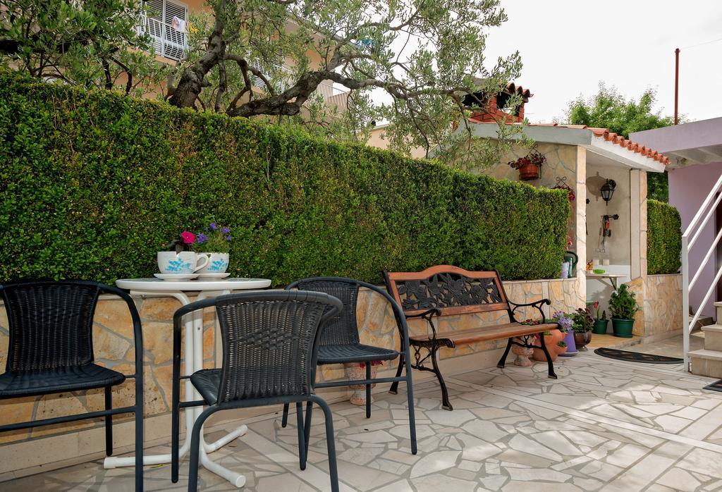 Apartments Villa Lilla Baška Voda Kültér fotó
