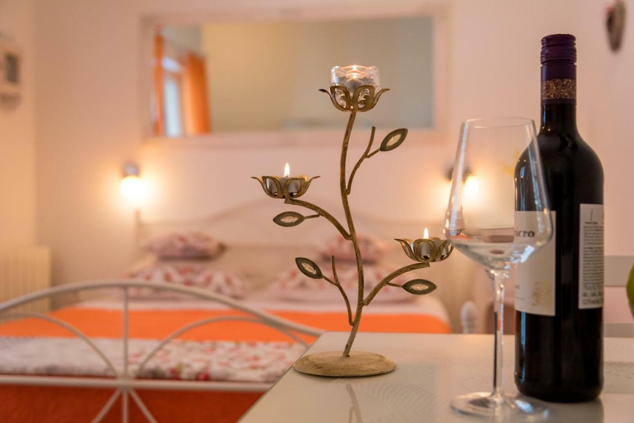 Apartments Villa Lilla Baška Voda Kültér fotó